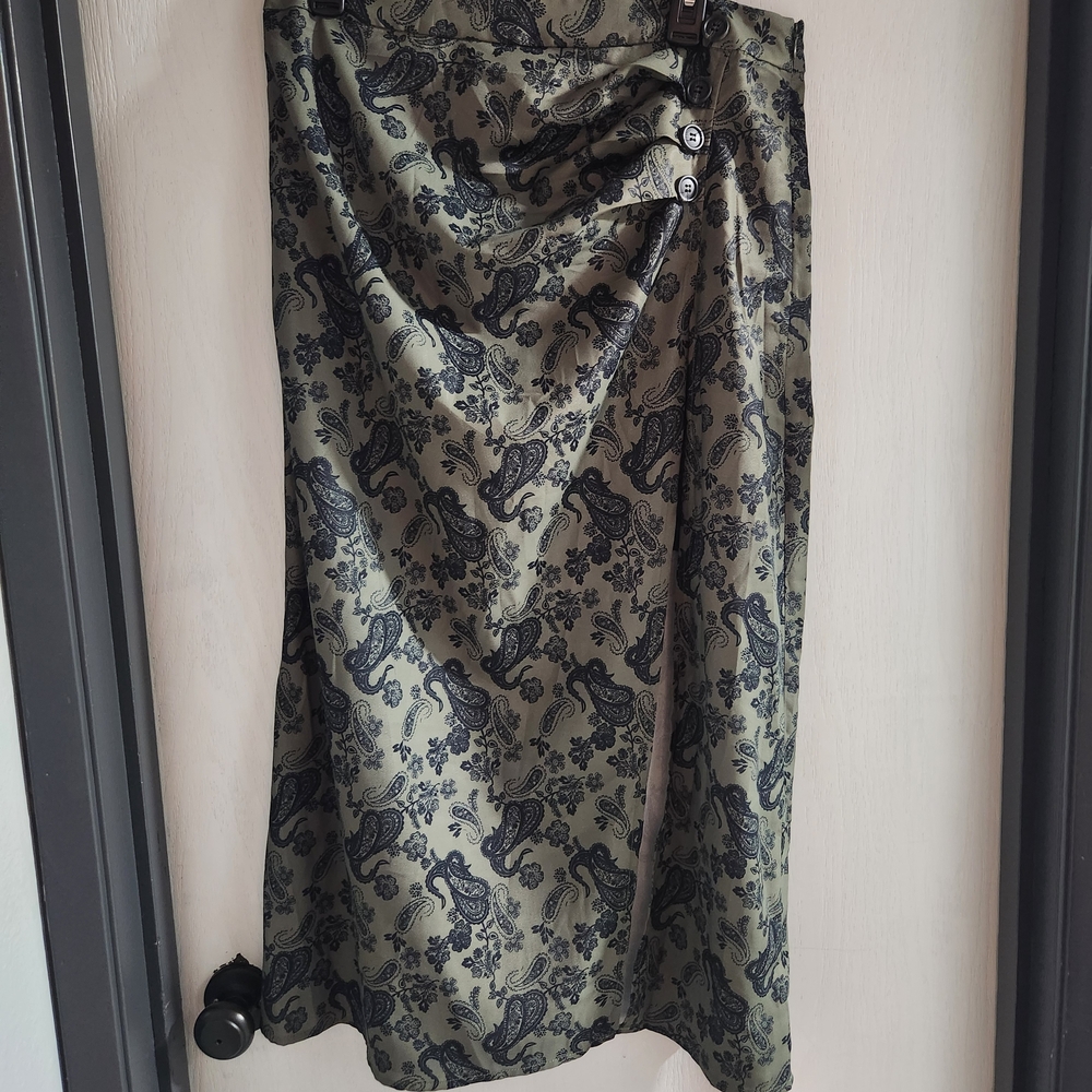 Pleated Floral Skirt